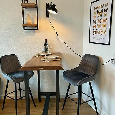 Karl Flats - Netflix - Parkplatz - Balkon Appartement *